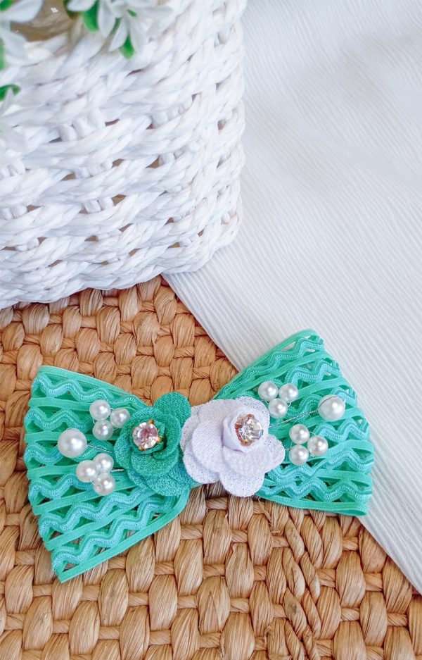 Laço Camila - Laço de Cabelo em Fita Renda Trabalhada Bordado com Pérolas