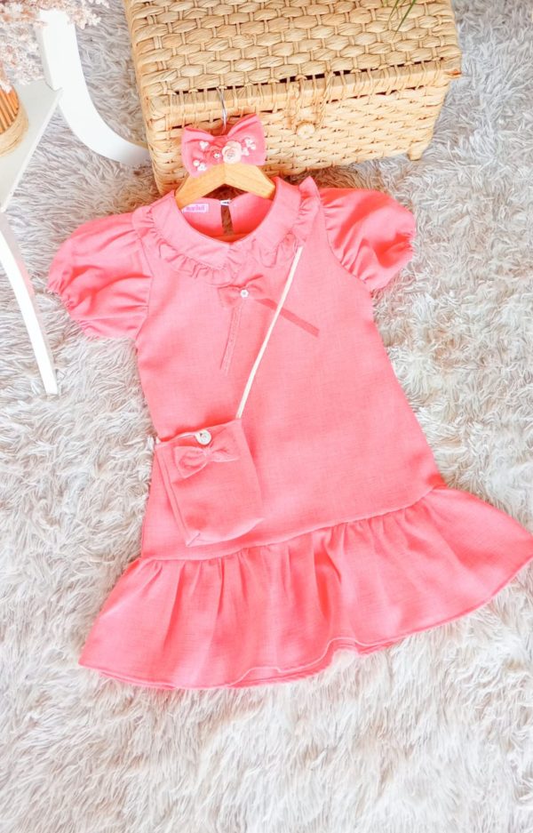 Alternative view of Vestido Infantil Off White – Elegância, Leveza e Conforto