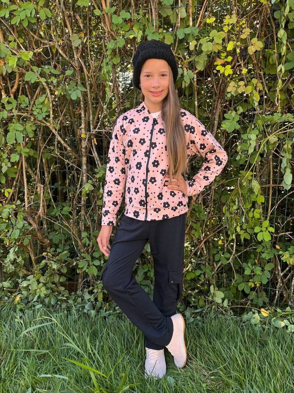 Alternative view of Conjunto Infantil Feminino Jaqueta Floral Rosa + Calça Cargo Preta